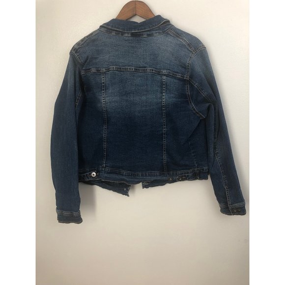 Torrid Women's Jean Jacket size 14/16 - Picture 3 of 7